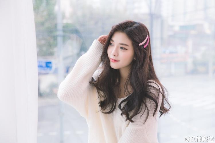 湖北首趟“中吉乌”铁公多式联运国际班列开行